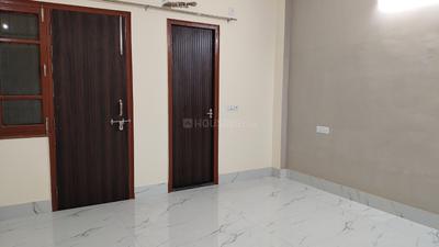 Bedroom Image of 1300 Sq.ft 2 BHK Builder Floor for rent in Krishna Nagar Shahjahanpur for Rs. 11000