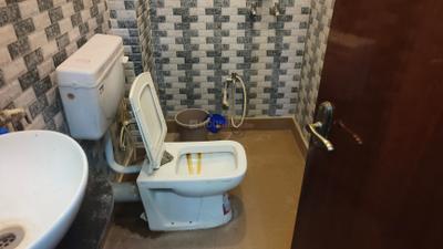 SD Rittika View Bathroom Two 4