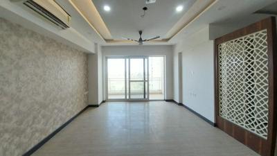 Hall Image of 2400 Sq.ft 3 BHK Apartment / Flat for rent in Janta Falcon View, JLPL Industrial Area Mohali for Rs. 70000