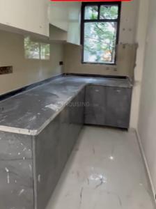 Kitchen Image of 810 Sq.ft 3 BHK Apartment / Flat for sale in Mayur Vihar Phase 3 New Delhi for Rs. 5950000