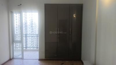Bedroom Image of 1388 Sq.ft 2 BHK Apartment / Flat for rent in DLF Capital Greens, Karampura New Delhi for Rs. 50000