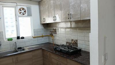 Kitchen Image of 1075 Sq.ft 2 BHK Apartment / Flat for rent in Gaur City 7th Avenue, Noida Extension Greater Noida for Rs. 23500