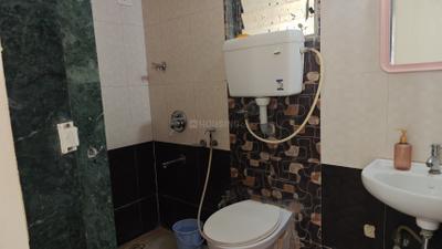 Bathroom Image of 600 Sq.ft 1 BHK Apartment / Flat for rent in Vihang Valley, Kasarvadavali Thane for Rs. 14300