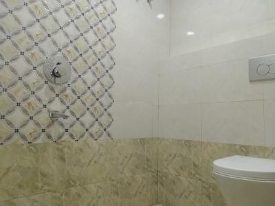 Bathroom Image of 1400 Sq.ft 3 BHK Apartment / Flat for sale in Hesag Ranchi for Rs. 7000000