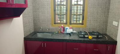 Kitchen Image of 1100 Sq.ft 2 BHK Builder Floor for rent in Kavoor Mangalore for Rs. 17000