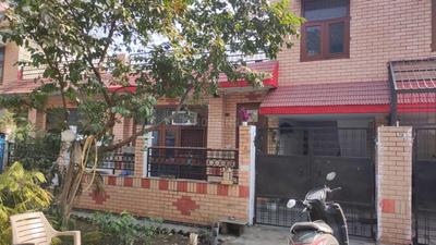 Image of 960 Sq.ft 2.5 BHK Independent House for sale in Omicron II, Greater Noida for Rs. 21000000