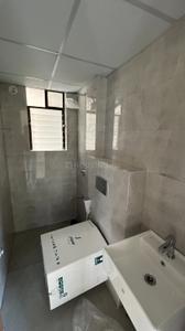 Bathroom Image of 950 Sq.ft 3 BHK Apartment / Flat for sale in Siddha Sky Phase 1, Sion Mumbai for Rs. 29500000