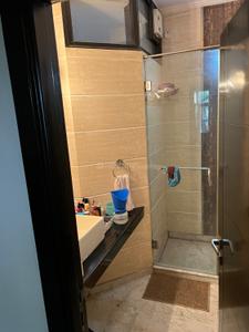 Bathroom Image of 2100 Sq.ft 3 BHK Independent House for rent in Shivalik New Delhi for Rs. 75000