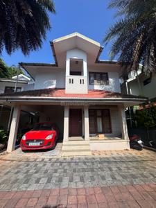 Image of 2050 Sq.ft 3 BHK Villa for sale in Chevayur, Kozhikode for Rs. 13000000