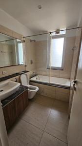 Image of 2575 Sq.ft 4 BHK Apartment / Flat for rent in DLF The Primus, Sector 82A, Gurgaon for Rs. 72000