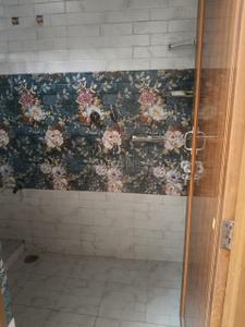 Bathroom Image of 900 Sq.ft 2 BHK Builder Floor for rent in Deepti Kheda Lucknow for Rs. 11000
