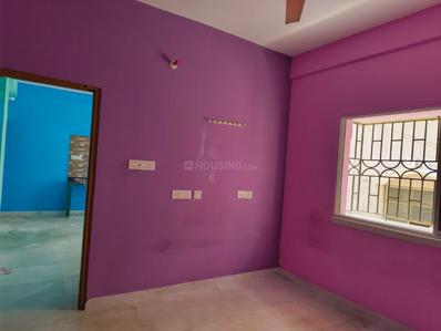 Bedroom Image of 400 Sq.ft 1 BHK Apartment / Flat for rent in Behala Kolkata for Rs. 12000