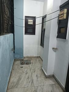 Balcony Image of 850 Sq.ft 2 BHK Independent House for rent in Indirapuram Ghaziabad for Rs. 17000