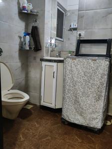 Common Bathroom Image of 911 Sq.ft 2 BHK Apartment / Flat for sale in Ghatkopar West Mumbai for Rs. 22000000
