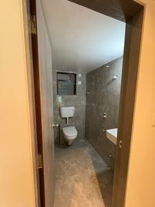 Bathroom Image of 600 Sq.ft 1 BHK Apartment / Flat for sale in Kohinoor Gardens, Ulhasnagar Thane for Rs. 3726000