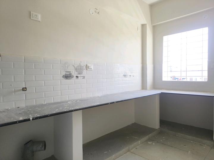 UDHAYA APARTMENT Main Image 1