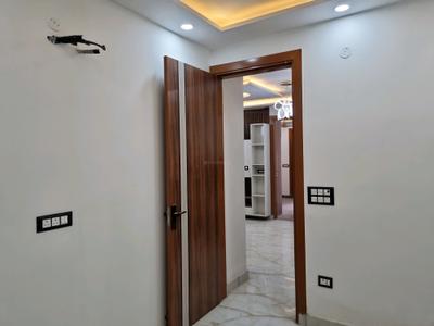 Bedroom Image of 810 Sq.ft 3 BHK Apartment / Flat for sale in G3 Builder Floor 1, Dwarka Mor New Delhi for Rs. 6000000