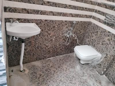 Bathroom Image of 1650 Sq.ft 2 BHK Apartment / Flat for rent in Gemini Paradise Estate, Mughala Gorakhpur for Rs. 13000