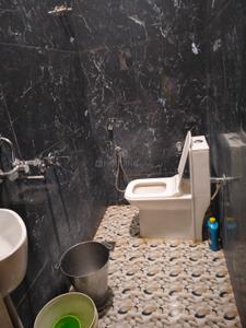 Bathroom Image of 900 Sq.ft 1 BHK Independent House for rent in Naini Allahabad for Rs. 7500