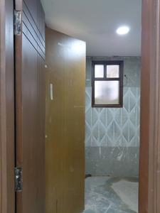 Common Bathroom Image of 1480 Sq.ft 4 BHK Apartment / Flat for sale in Sultanpur New Delhi for Rs. 12500000