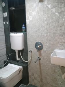 Common Bathroom Image of 805 Sq.ft 2 BHK Apartment / Flat for rent in Kalyan East Kalyan for Rs. 14000
