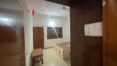 Bedroom Image of 1800 Sq.ft 3.5 BHK Builder Floor for rent in Ayodhya Bypass Bhopal for Rs. 21000