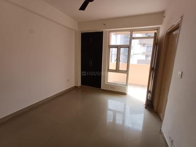 Bedroom Image of 1500 Sq.ft 3 BHK Apartment / Flat for sale in SAP Homes, Sector 73 Noida for Rs. 6800000