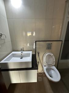 Bathroom Image of 1655 Sq.ft 3 BHK Apartment / Flat for rent in L And T Raintree Boulevard, Sahakara Nagar Bengaluru for Rs. 90000
