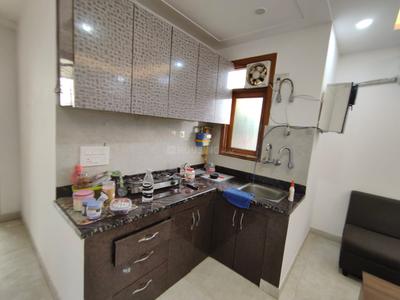 Kitchen Image of 650 Sq.ft 1 BHK Builder Floor for rent in Swaraj Homes RWA A Block Malviya Nagar, Malviya Nagar New Delhi for Rs. 40000