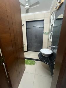 Bathroom Image of 2925 Sq.ft 4 BHK Builder Floor for rent in Model Town New Delhi for Rs. 100000