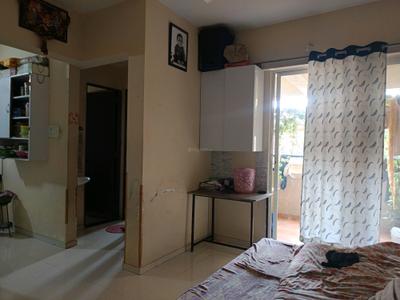 Living Room Image of 600 Sq.ft 1 BHK Apartment / Flat for rent in ARG Eastern Elegance, Hadapsar Pune for Rs. 17000