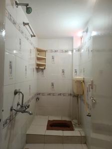 Common Bathroom Image of 1000 Sq.ft 2 BHK Independent House for rent in Hebbal Bengaluru for Rs. 18000
