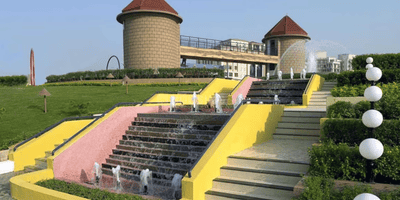 Image of 990 Sq.ft 2 BHK Apartment / Flat for rent in Evershine Millennium Paradise, Kandivali East, Mumbai for Rs. 75000