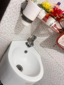 Bathroom Image of 1700 Sq.ft 3 BHK Builder Floor for sale in Vikaspuri New Delhi for Rs. 24500000