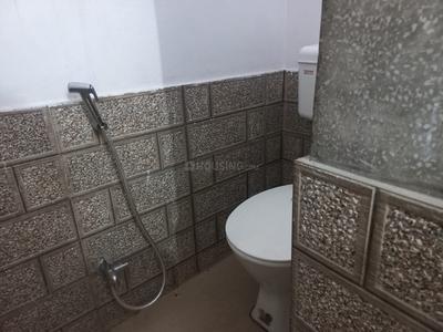 Bathroom Image of 500 Sq.ft 1 BHK Builder Floor for rent in Indira Nagar Lucknow for Rs. 11000