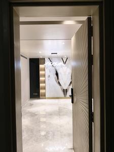 Main Entrance Image of 2500 Sq.ft 3 BHK Builder Floor for sale in DLF Phase 4 Gurgaon for Rs. 39000000