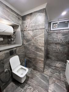 Bathroom Image of 2690 Sq.ft 3 BHK Builder Floor for rent in Sushant Lok Phase 1 Gurgaon for Rs. 110000