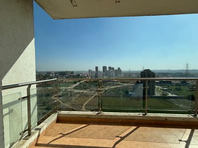 Balcony Image of 1300 Sq.ft 2.5 BHK Apartment / Flat for sale in Shree Vardhman Victoria, Sector 70 Gurgaon for Rs. 17500000