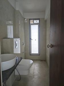 Common Bathroom Image of 2100 Sq.ft 4 BHK Apartment / Flat for sale in Jeet Apartment, Juhu Mumbai for Rs. 95000000
