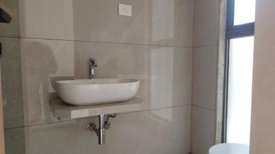 Image of 700 Sq.ft 2 BHK Apartment / Flat for sale in Goregaon West, Mumbai for Rs. 23000000