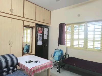 Bedroom Image of 1200 Sq.ft 2 BHK Independent House for rent in Doctors Colony Bengaluru for Rs. 22000