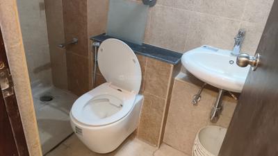 Bathroom Image of 250 Sq.ft 1 RK Apartment / Flat for rent in Puravankara Silversands, Mundhwa Pune for Rs. 22000