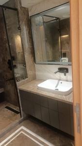Bathroom Image of 4000 Sq.ft 4 BHK Builder Floor for sale in Safdarjung Development Area New Delhi for Rs. 120000000