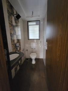 Bathroom Image of 562 Sq.ft 1 BHK Apartment / Flat for sale in EV Ghatkopar Park View CHSL, Ghatkopar East Mumbai for Rs. 17500000