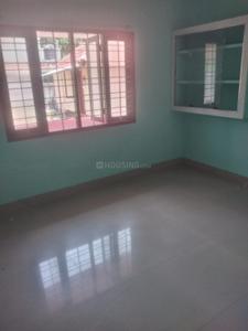 Bedroom Image of 1200 Sq.ft 3 BHK Builder Floor for rent in Vyttila Kochi for Rs. 18000