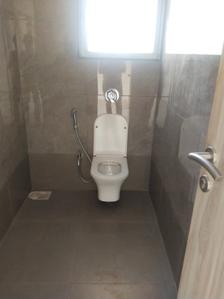 Image of 1100 Sq.ft 2 BHK Apartment / Flat for sale in Solitaire Edge, Kandivali East, Mumbai for Rs. 22000000