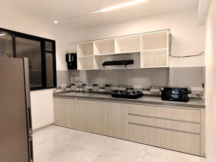 Unique Youtopia Main Image 1