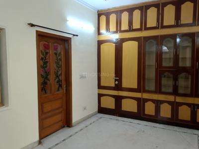 Bedroom Image of 1400 Sq.ft 2 BHK Independent House for rent in Sector 40 Noida for Rs. 31000