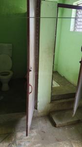 Bathroom Image of 2000 Sq.ft 2 BHK Builder Floor for rent in Pirattiyur Tiruchirappalli for Rs. 12000