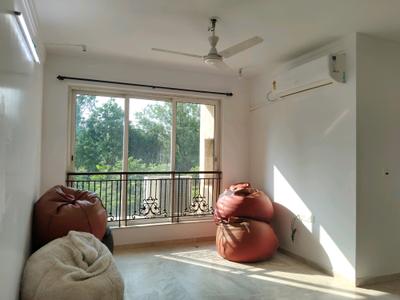 Living Room Image of 900 Sq.ft 2 BHK Apartment / Flat for sale in Hiranandani Obelia B, Hiranandani Estate Thane for Rs. 15500000